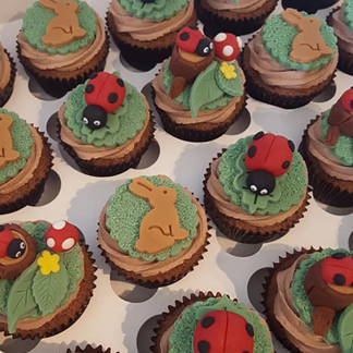 Woodland cupcakes