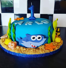 Baby shark cake